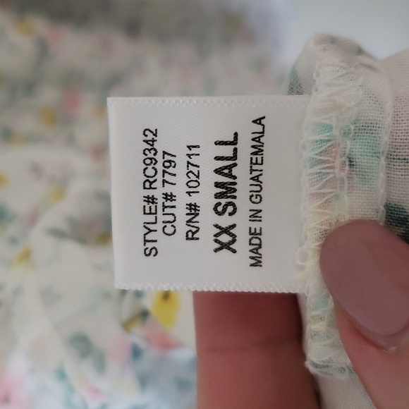 Gibson white ditsy floral smocked waist tiered dress, women's size XXS. - Picture 7 of 8